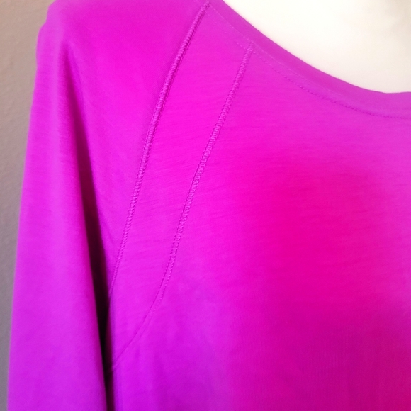 LIVI Active Purple Sweater - Picture 2 of 5